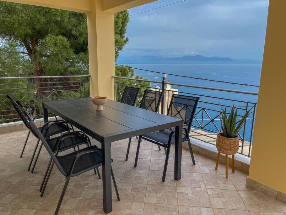 Afroditi'S Apartment Superb View Gytheio Exterior foto