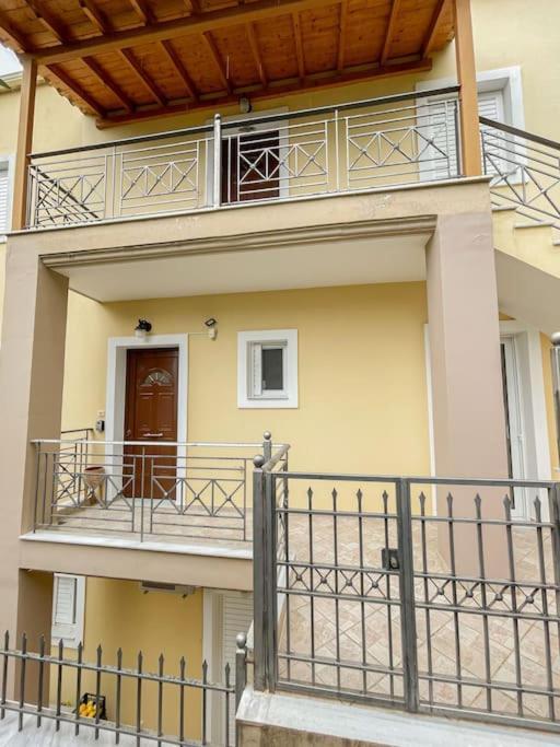 Afroditi'S Apartment Superb View Gytheio Exterior foto