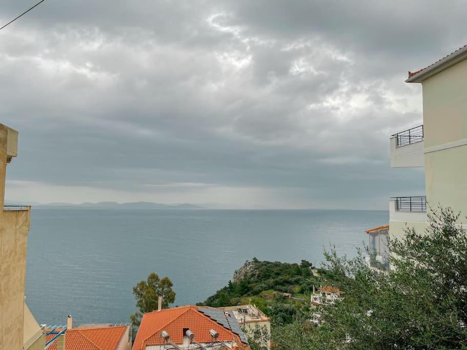 Afroditi'S Apartment Superb View Gytheio Exterior foto